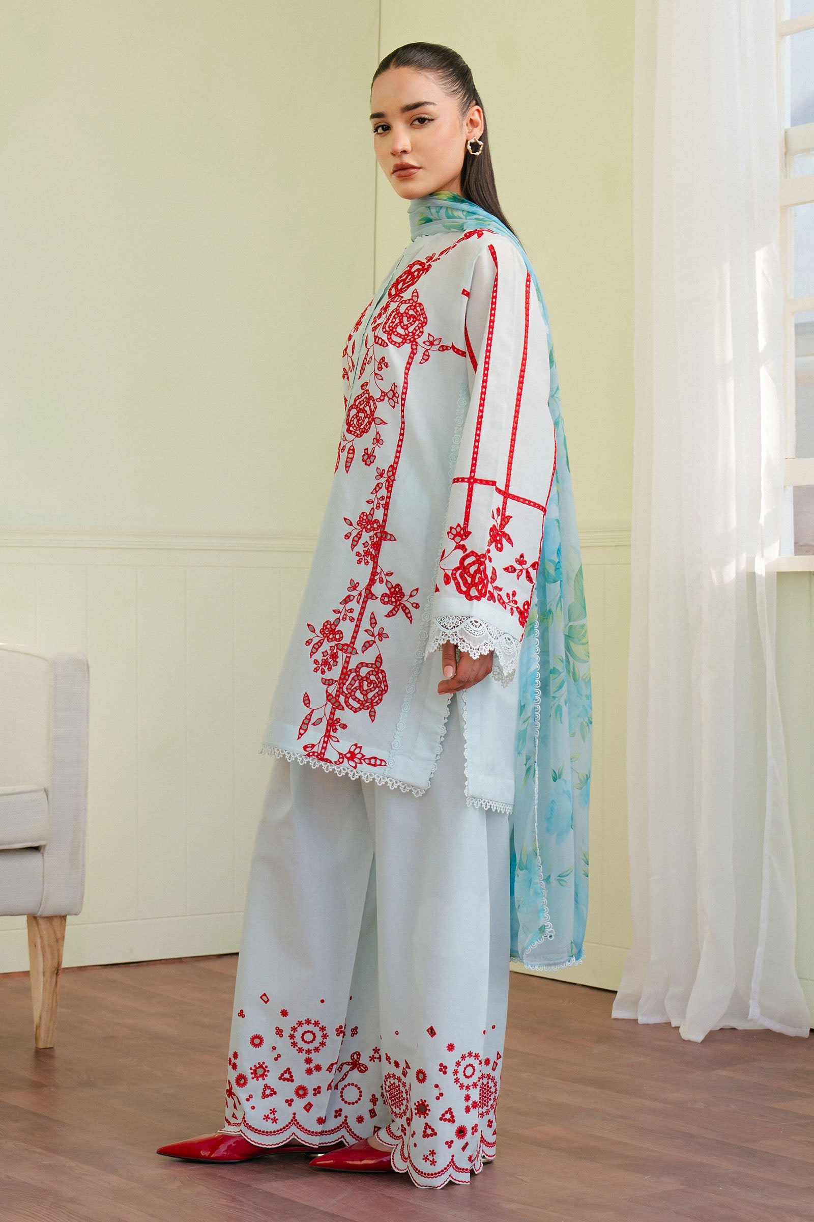 Picture of Zara Shahjahan - Coco Lawn Collection - ECLAT-7A - Available at Raja Sahib