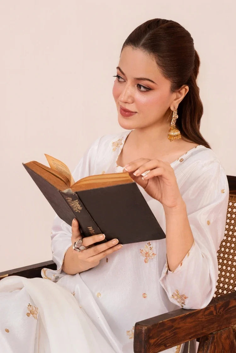 Picture of Emeralds - Starburst - Available at Raja Sahib