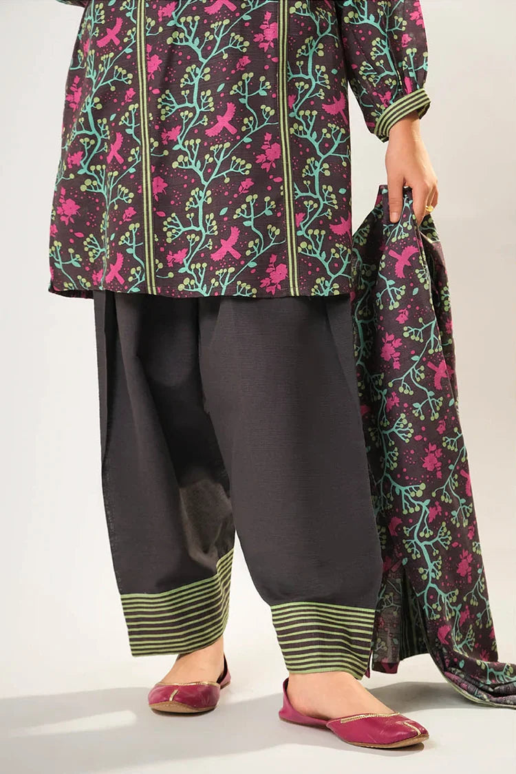 Picture of Girls winter clothes | Grey & Multicolor | Casual 3 Piece Suit | Cotton Khaddar Printed | GAD-03202 - Available at Raja Sahib