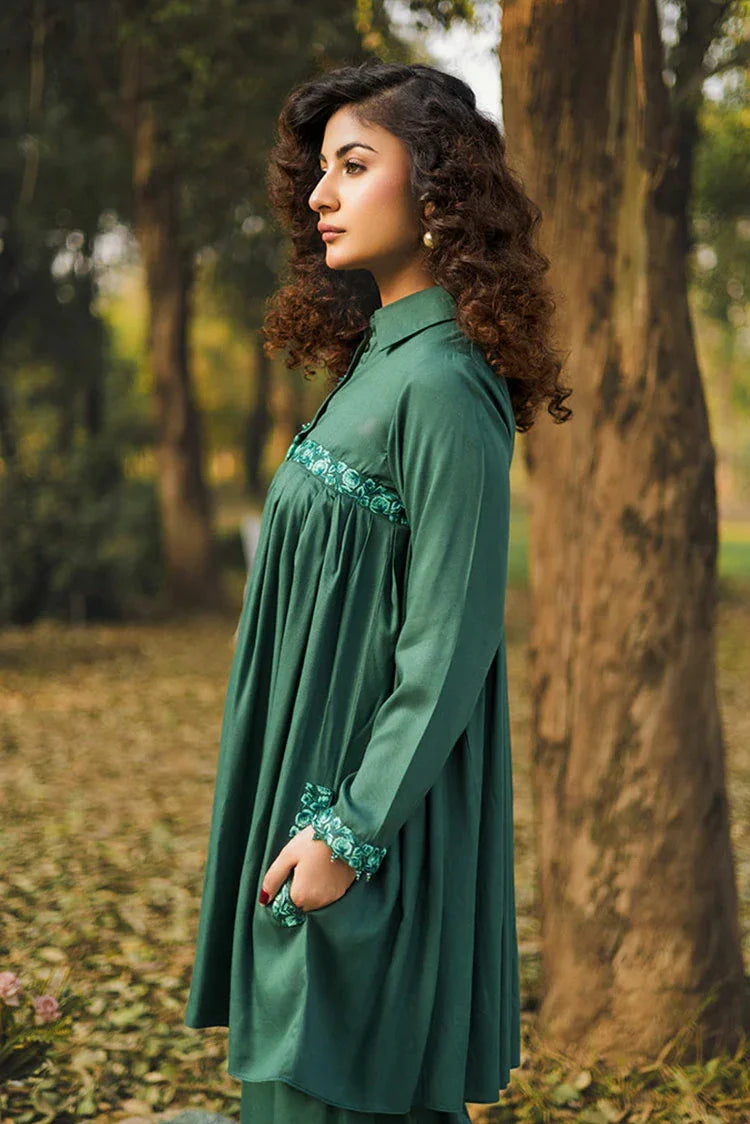 Picture of Hada - Threaded Tales - Emerald - Available at Raja Sahib