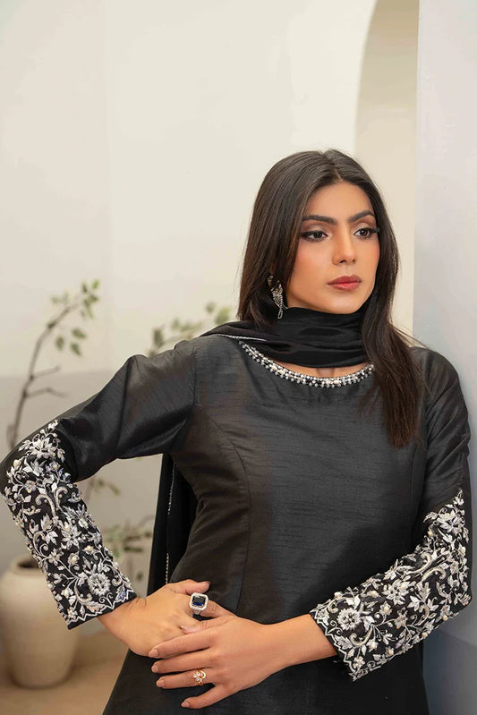 Picture of Hadia Batool - Louise Collection - Caroline - Available at Raja Sahib