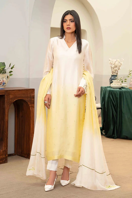 Picture of Hadia Batool - Louise Collection - Diana - Available at Raja Sahib