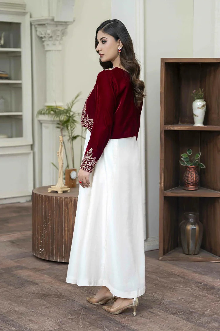 Picture of Hadia Batool - Parizad Collection - Gulnar - Available at Raja Sahib