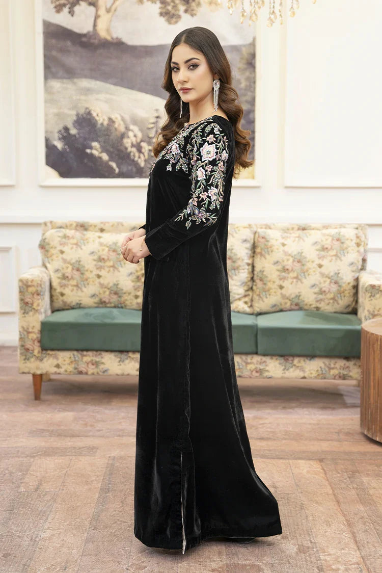 Picture of Hadia Batool - Parizad Collection - Kanari - Available at Raja Sahib