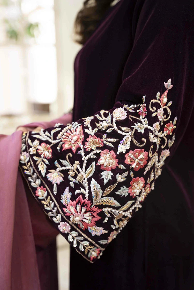 Picture of Hadia Batool - Parizad Collection - Meerum - Available at Raja Sahib