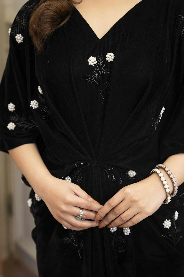 Picture of Hadia Batool - Parizad Collection - Nora - Available at Raja Sahib