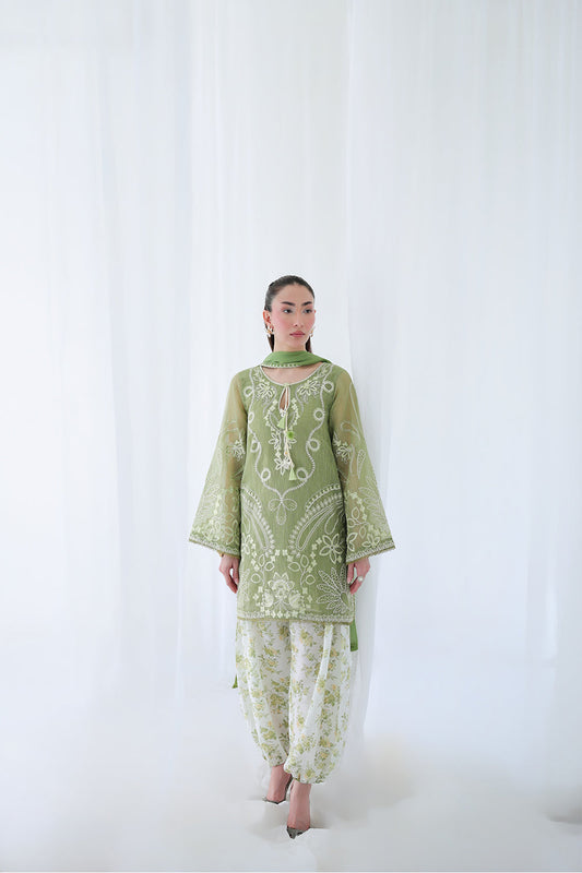 Saira Rizwan - Lael Silk Edit - ISOLA-04
