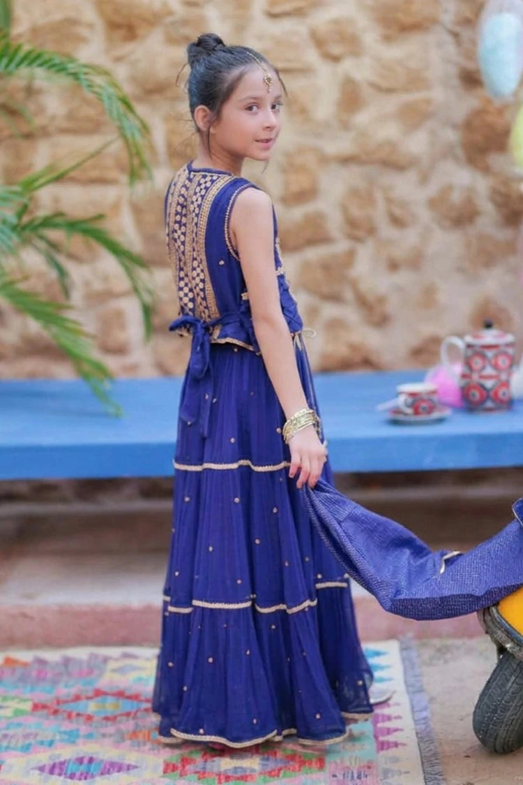 Picture of Senorita - Kids Formal dress - Zink & Gold - 3 Piece - KDD-03620 - Available at Raja Sahib