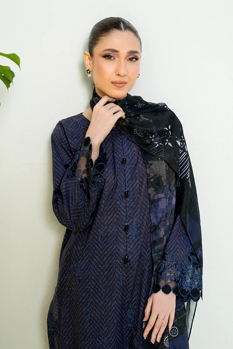 Picture of Kaanthaa - Falling Pretty - Ink Blink - Available at Raja Sahib