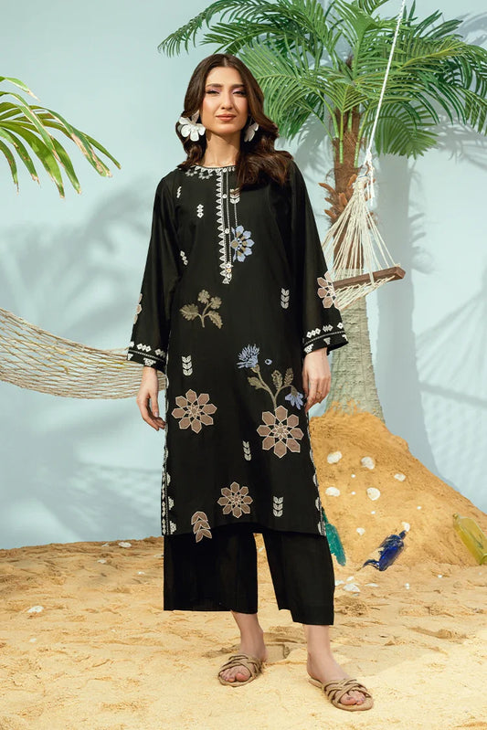 Picture of Kaanthaa - Monsoon RTW - Midnight Pour - Available at Raja Sahib