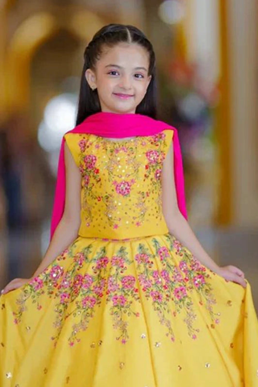 Picture of Fairy Queen - 3 Piece - Kiran - Available at Raja Sahib