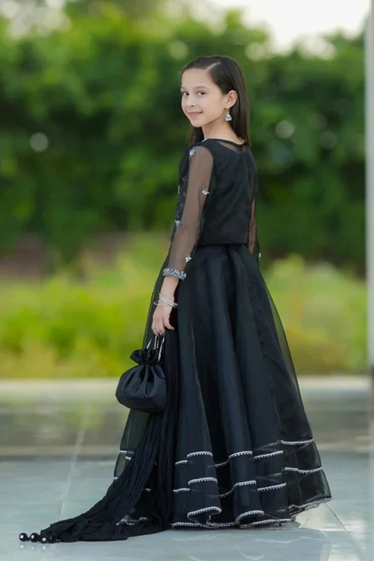 Picture of Fairy Queen - 3 Piece - Komal - Available at Raja Sahib