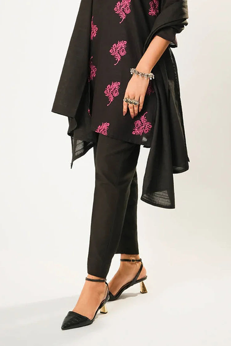 Picture of Women winter clothes | Black | Casual 3 Piece Suit | Cotton Khaddar Dyed | LAD-03176 - Available at Raja Sahib