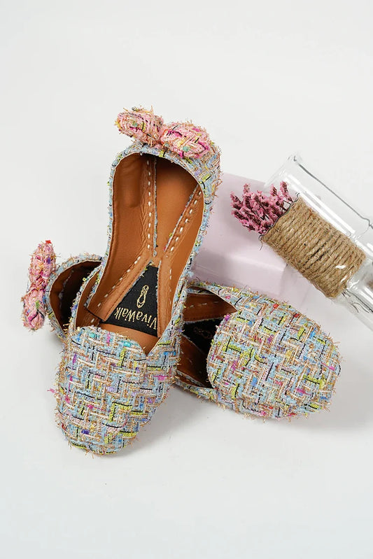 Picture of Viva Walk - Luxe Loaf - Luxe Laces - Available at Raja Sahib
