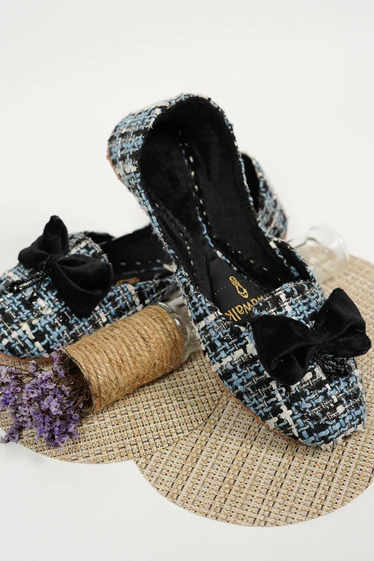 Picture of Viva Walk - Luxe Loaf - Winters Bliss - Available at Raja Sahib