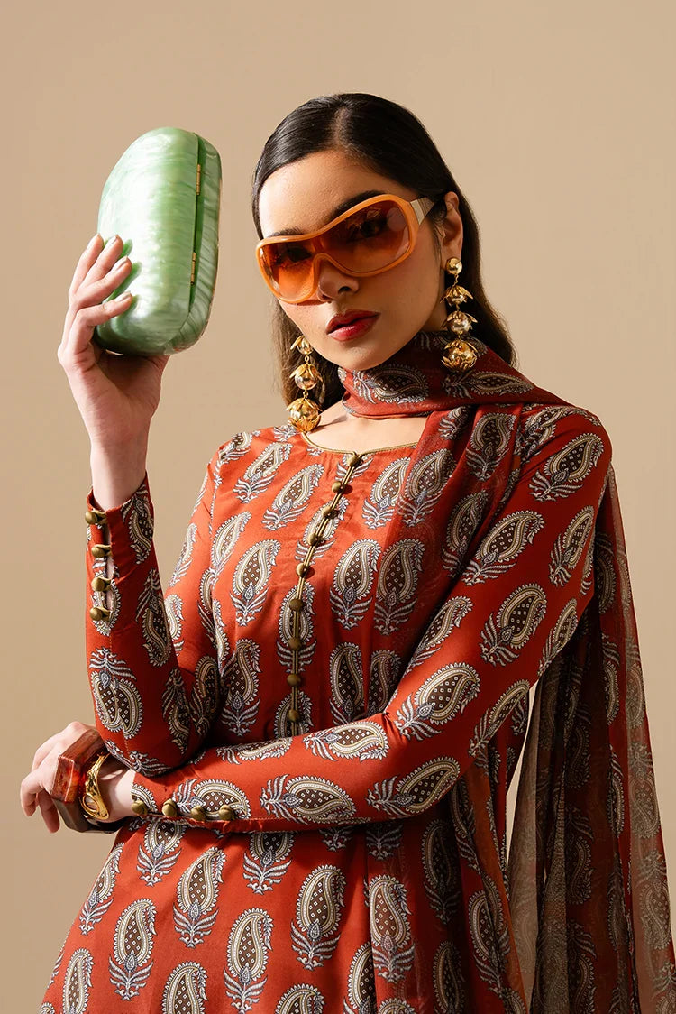 Picture of Maria Osama Khan - Retro Edit - Lara - Available at Raja Sahib