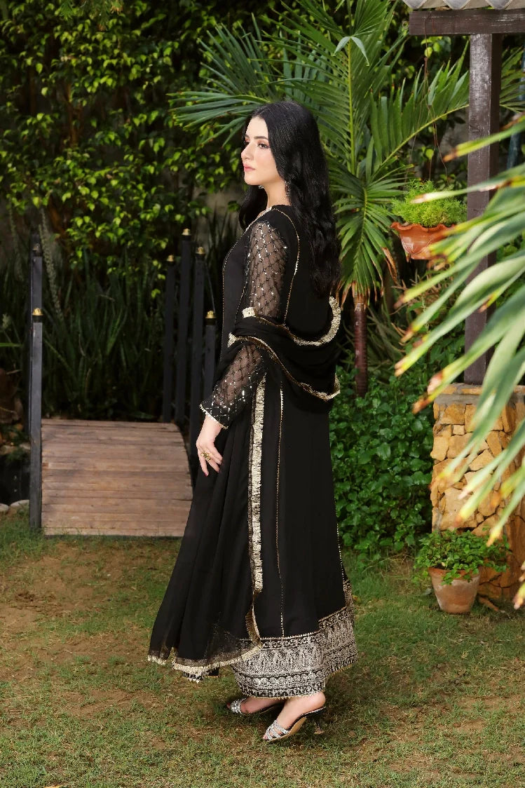 Picture of Manahils - Kurti 123 - Available at Raja Sahib