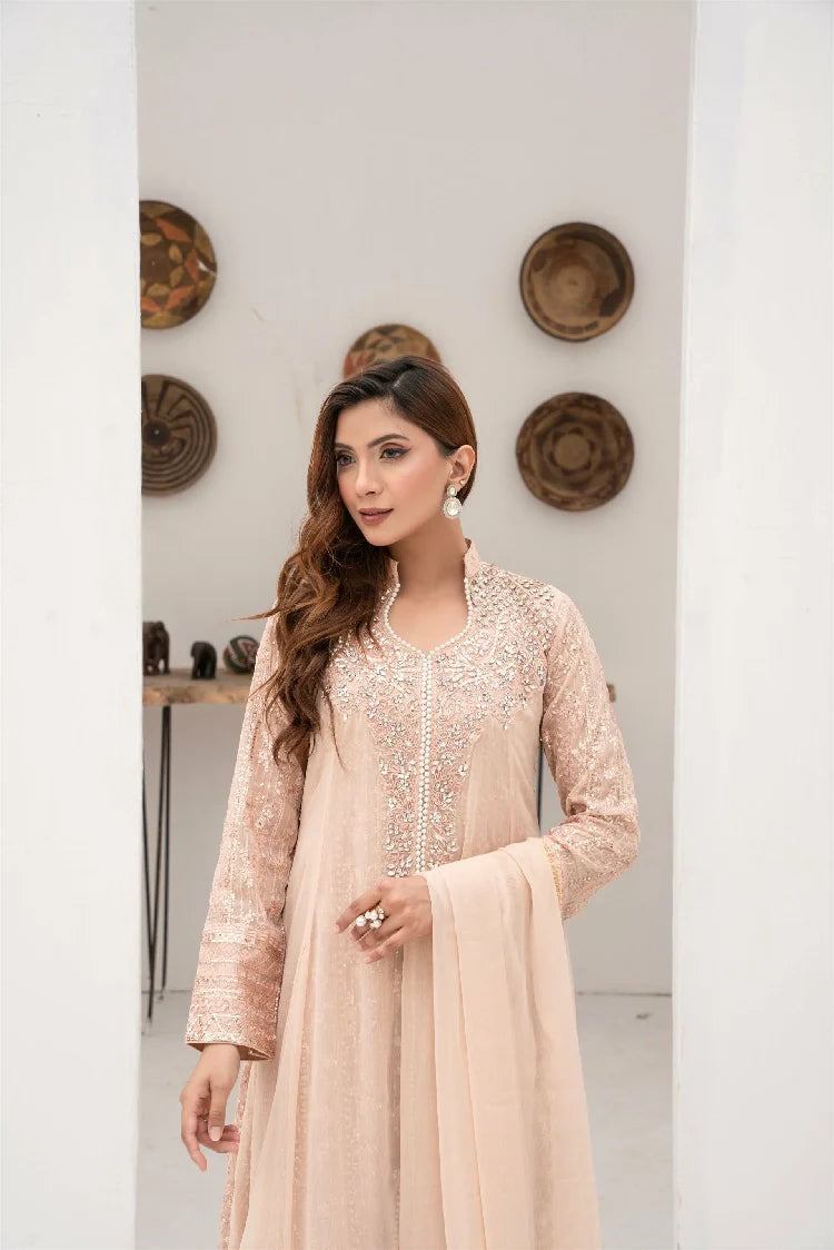 Picture of Manahils - Sw 04-Peach - Available at Raja Sahib