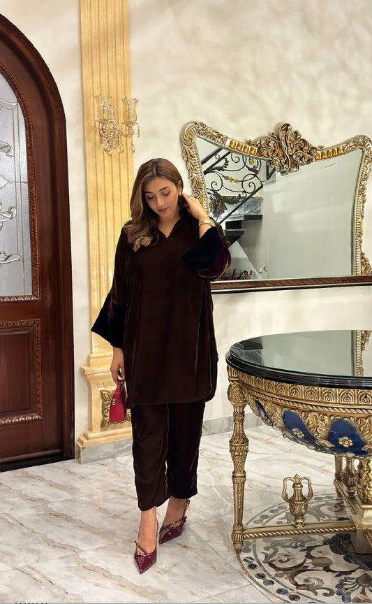 Picture of Manahils - Velvet Co-Ord Set - Available at Raja Sahib