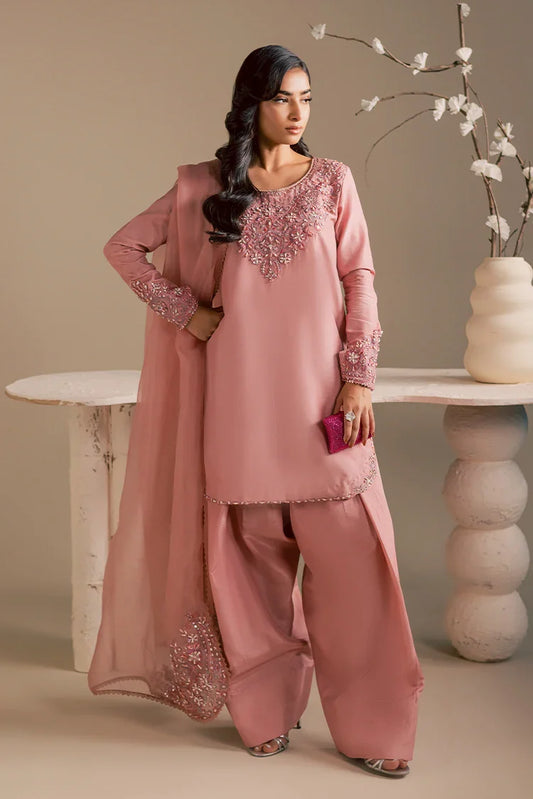 Picture of Maria Osama Khan - Noir Bliss 2 - Blush Dew - Available at Raja Sahib