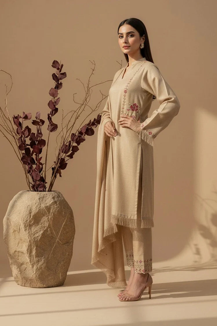 Picture of Mavie - Eira Karandi Basics - Zephyra - Available at Raja Sahib