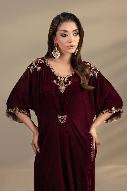 Mavie - Noir Luxury Velvets - Czarina