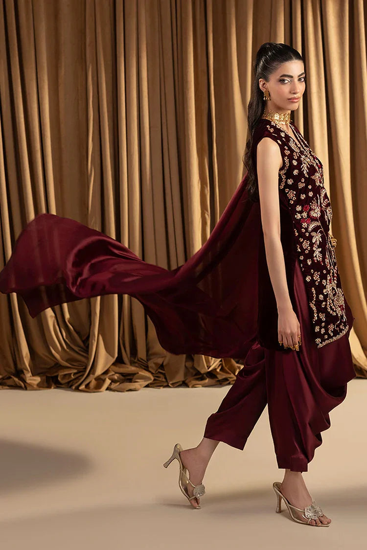 Picture of Mavie - Noir Luxury Velvets - Arden - Available at Raja Sahib