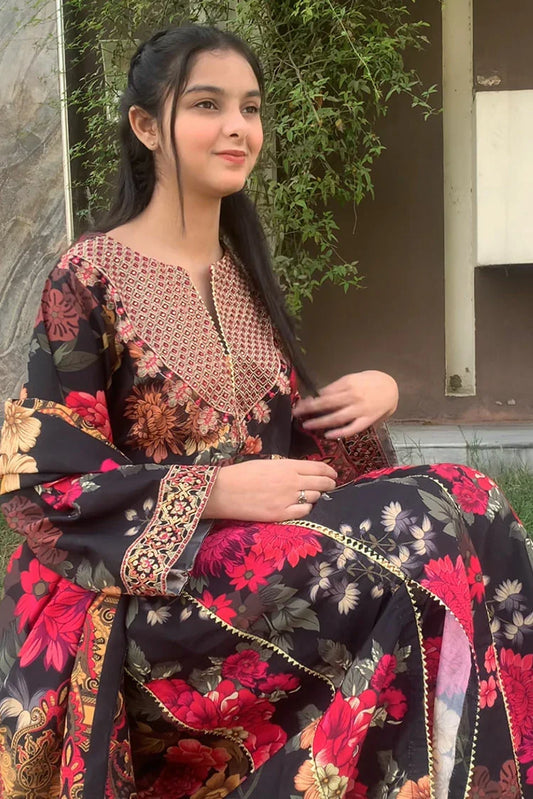 Picture of Situlbanat - Mah Jabeen - Available at Raja Sahib