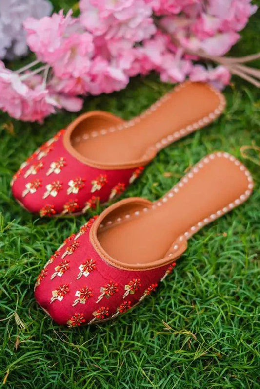 Picture of Saheliyan - Phool Collection - Matsya Red - Available at Raja Sahib