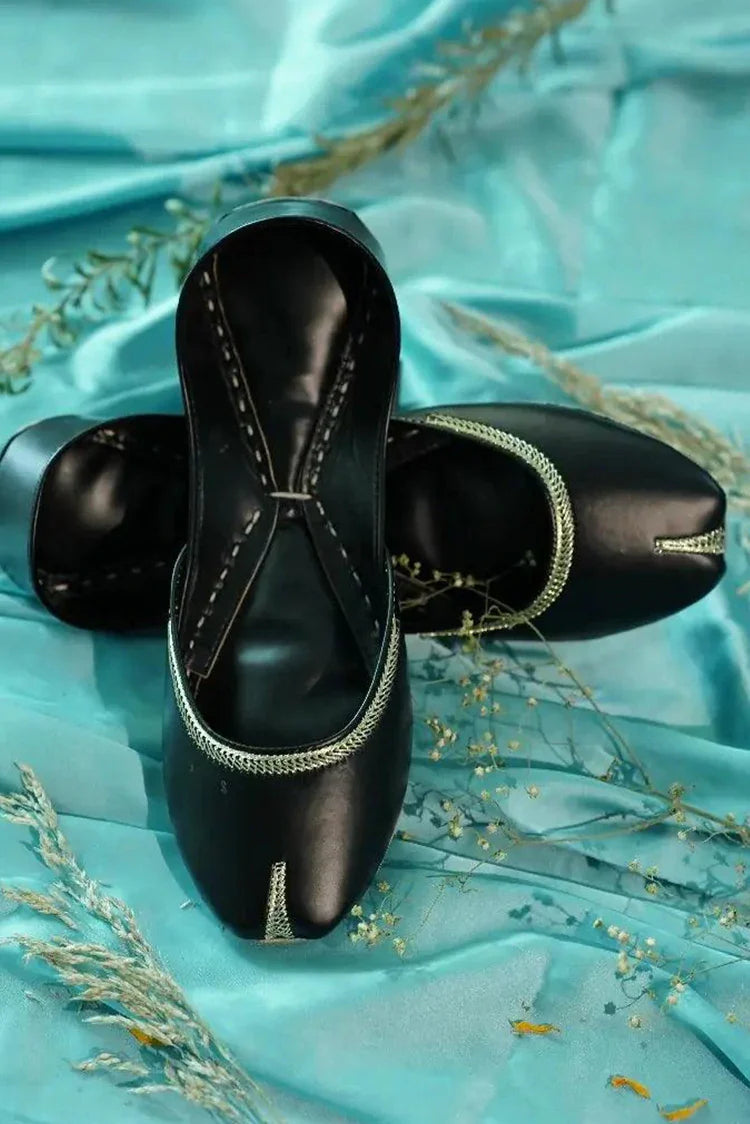 Picture of Saheliyan - Kikli Collection - Nirush - Available at Raja Sahib