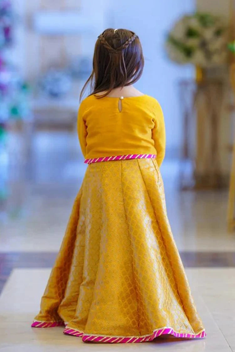 Picture of Fairy Queen - 3 Piece - Pyari - Available at Raja Sahib