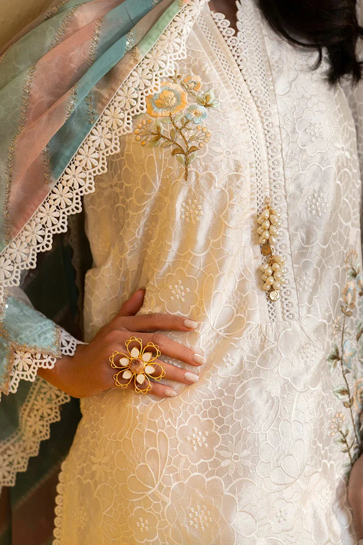 Picture of RJ'S Pret - Nooreh - Cloud Dancer - Available at Raja Sahib