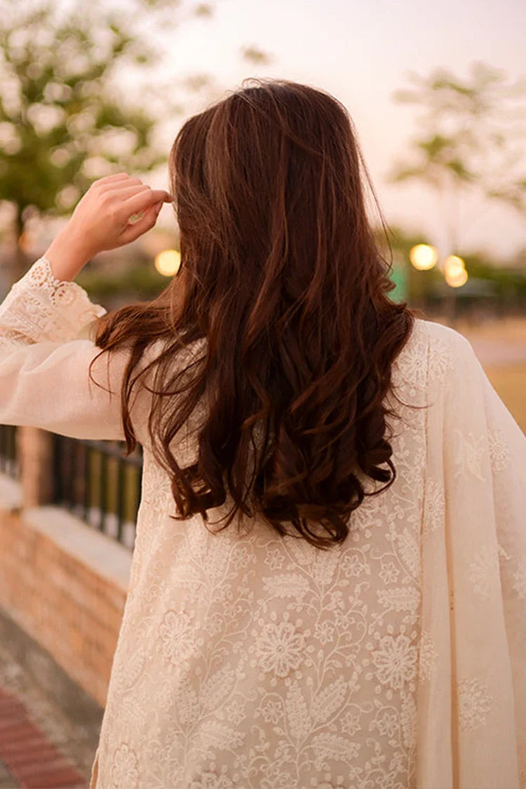 Picture of RJ'S Pret - Festal Luxury Pret - Crema - Available at Raja Sahib