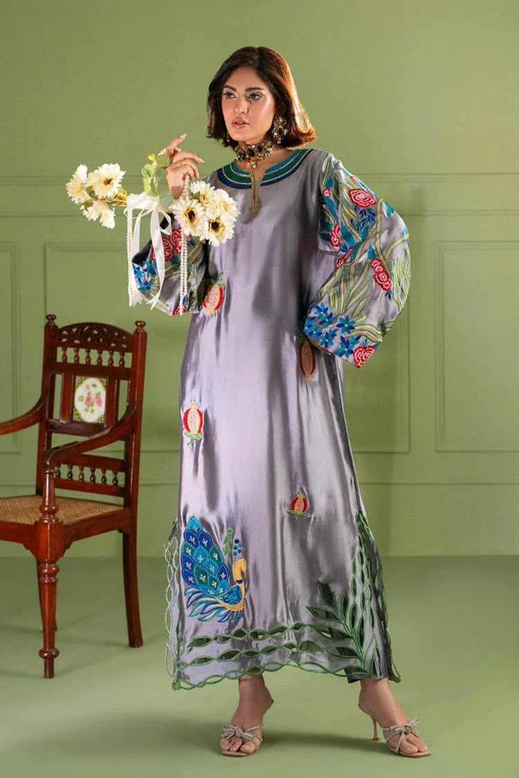 Picture of RJ'S Pret - Noir Lumie'Re - Grey Symphony - Available at Raja Sahib