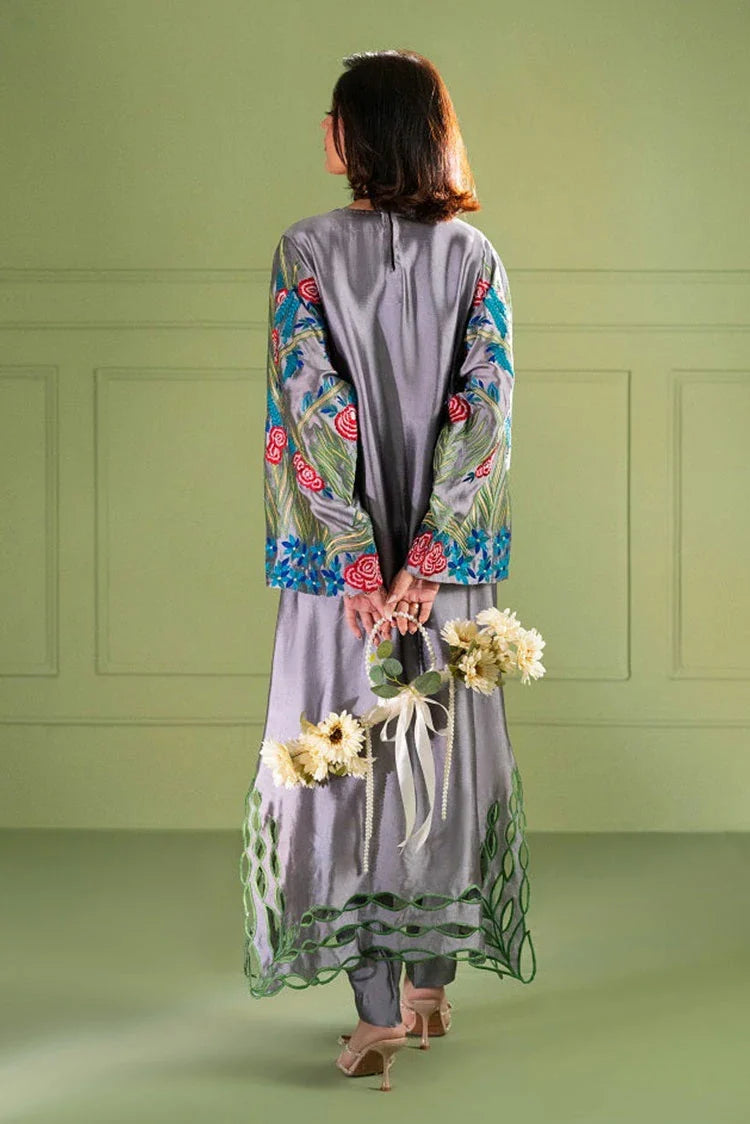 Picture of RJ'S Pret - Noir Lumie'Re - Grey Symphony - Available at Raja Sahib