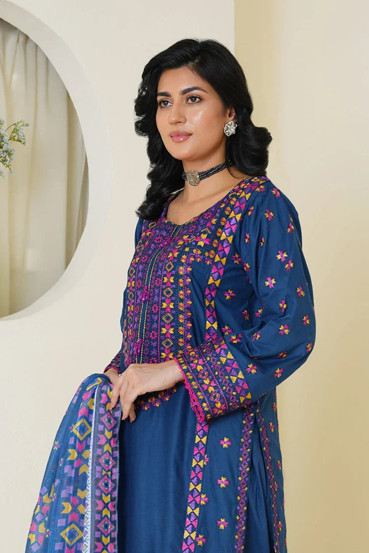Picture of Threads & Weaves - Embroidered Lawn 3 Piece Suit - Royal Blue - Available at Raja Sahib