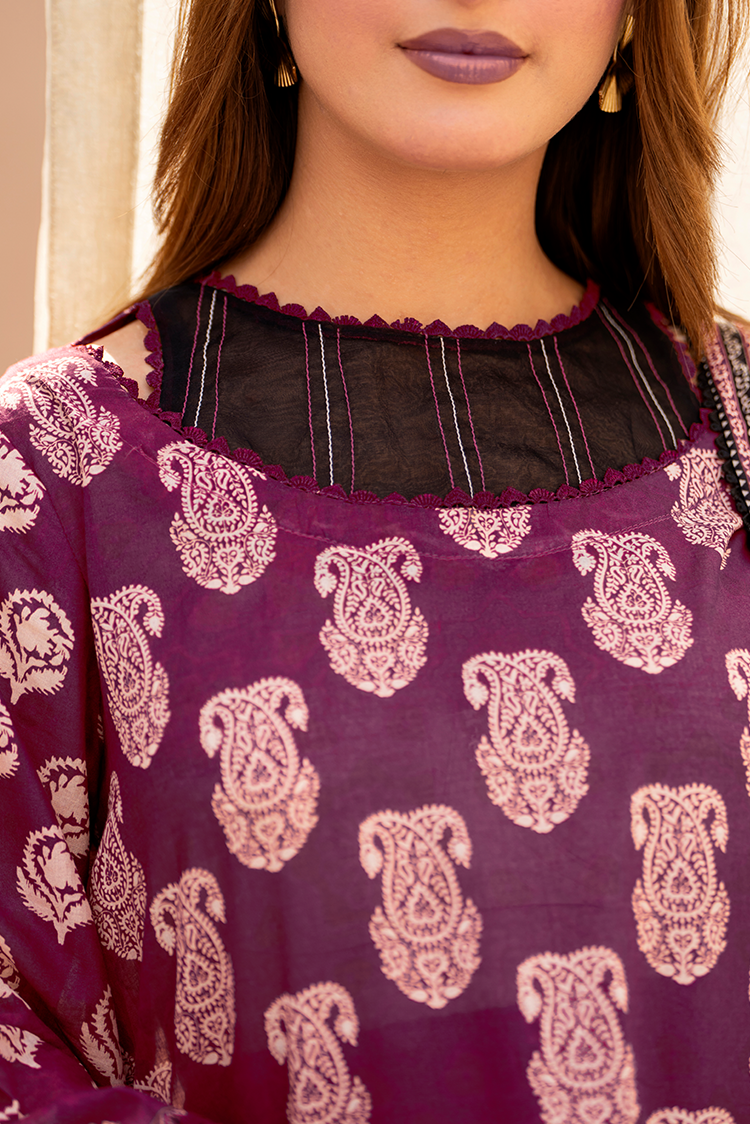 Picture of 3-PC Unstitched Printed Lawn Suit - Available at Raja Sahib