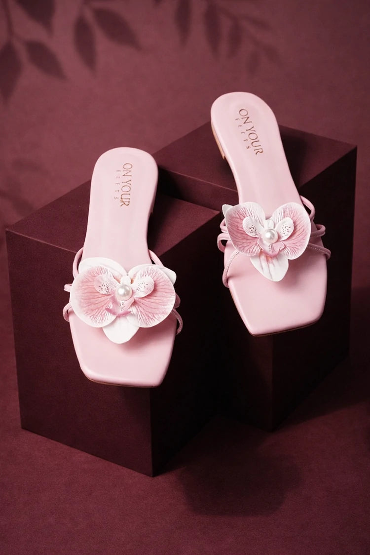 Picture of On Your Feets - Slider - Pinkie - Available at Raja Sahib