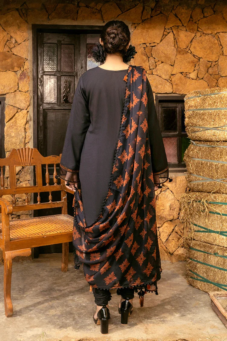 Picture of Tasneem Shamim - Ghazal Lawn Collection - Shahnaz - Available at Raja Sahib