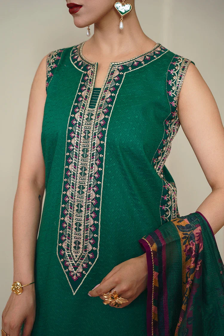 Picture of Zarlay - Rungraiz Luxury Pret - Bottle Green - Available at Raja Sahib