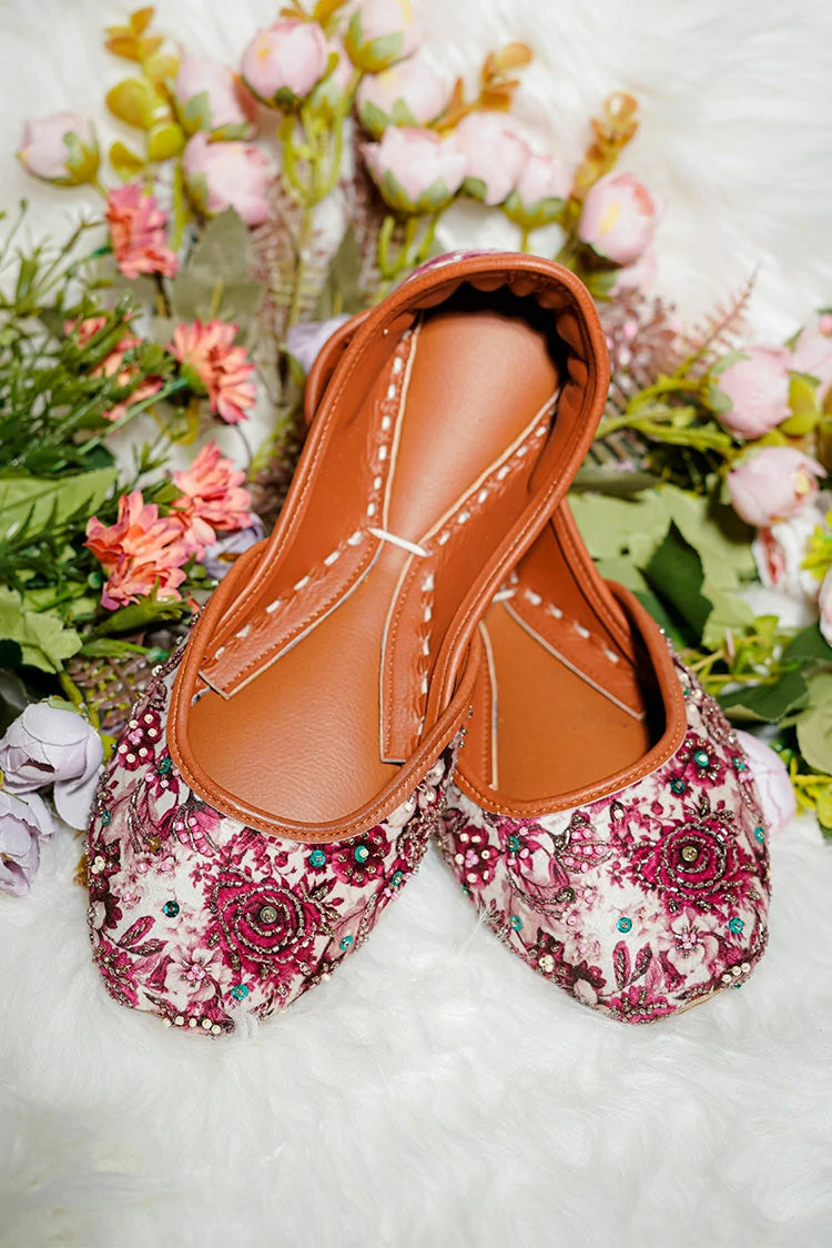 Picture of Viva Walk - Printed Petals - Rose Heirloom - Available at Raja Sahib