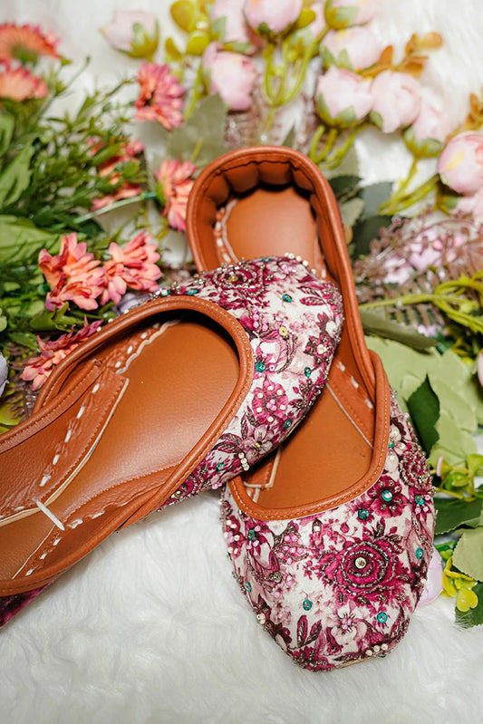 Picture of Viva Walk - Printed Petals - Rose Heirloom - Available at Raja Sahib