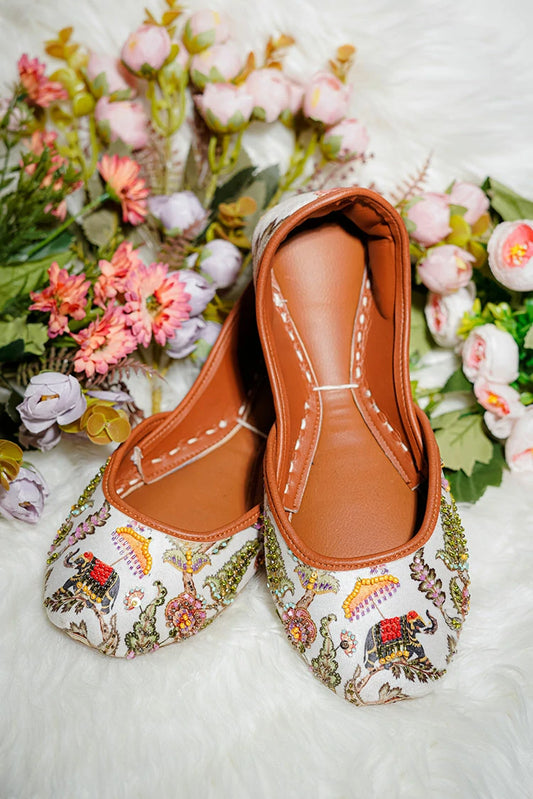 Picture of Viva Walk - Printed Petals - Royal Safari - Available at Raja Sahib
