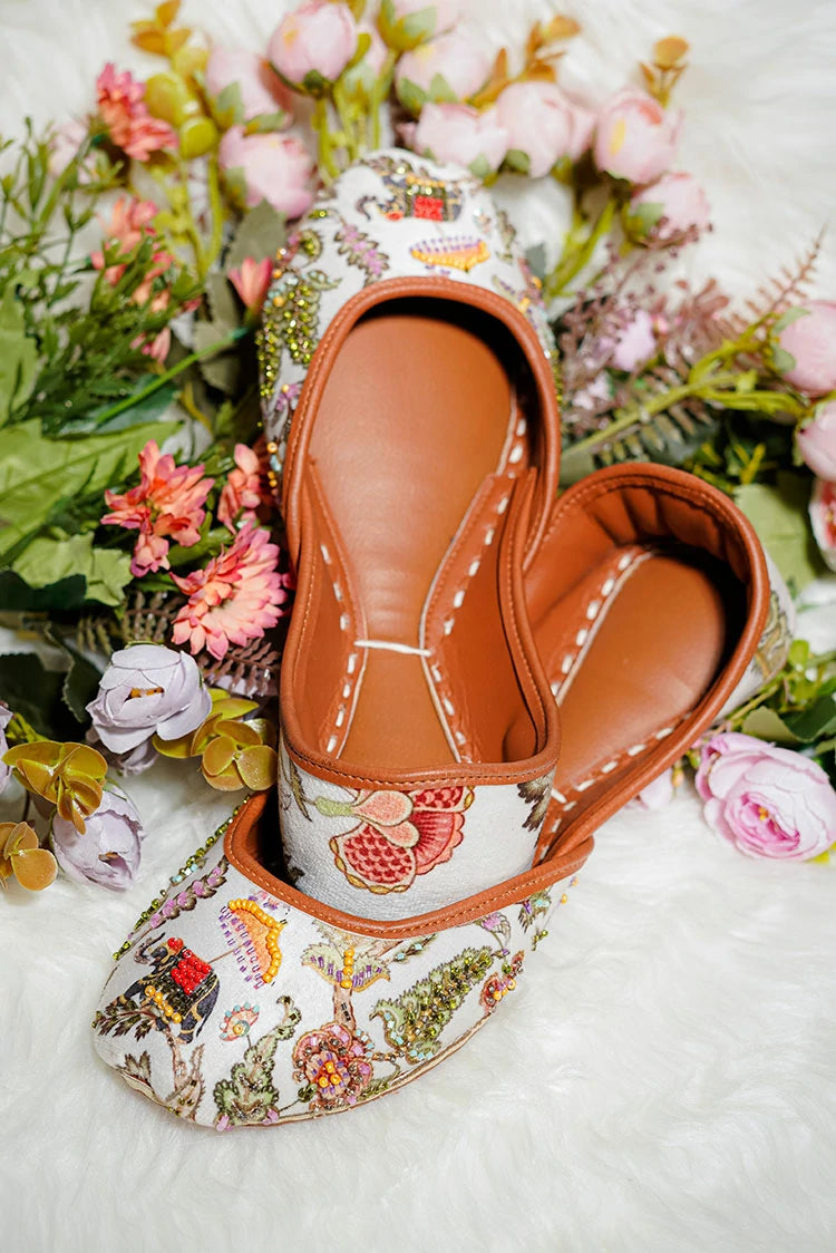 Picture of Viva Walk - Printed Petals - Royal Safari - Available at Raja Sahib