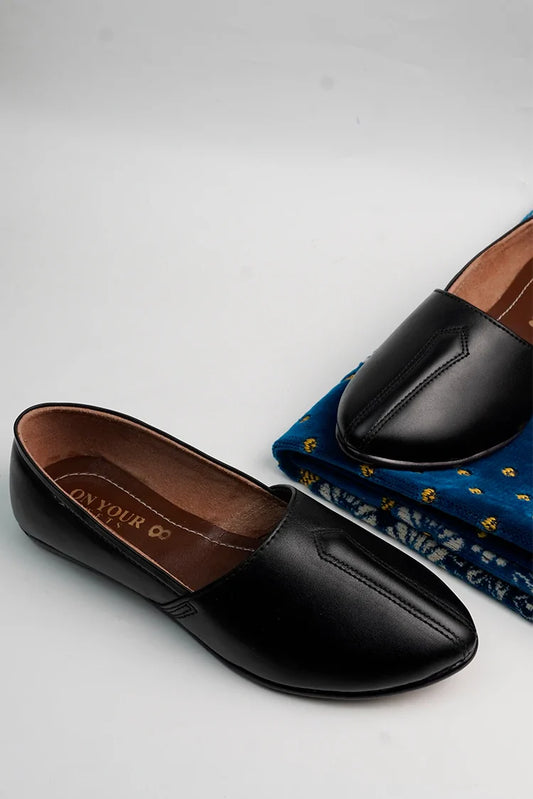 Picture of On Your Feets - Men Nagra - Warrior Black - Available at Raja Sahib