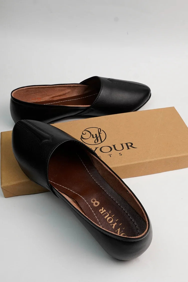 Picture of On Your Feets - Men Nagra - Warrior Black - Available at Raja Sahib