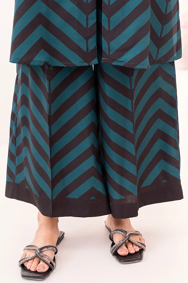 Picture of Stitch Vibes - Navara Shrug 3PC - WYP4231 - Available at Raja Sahib