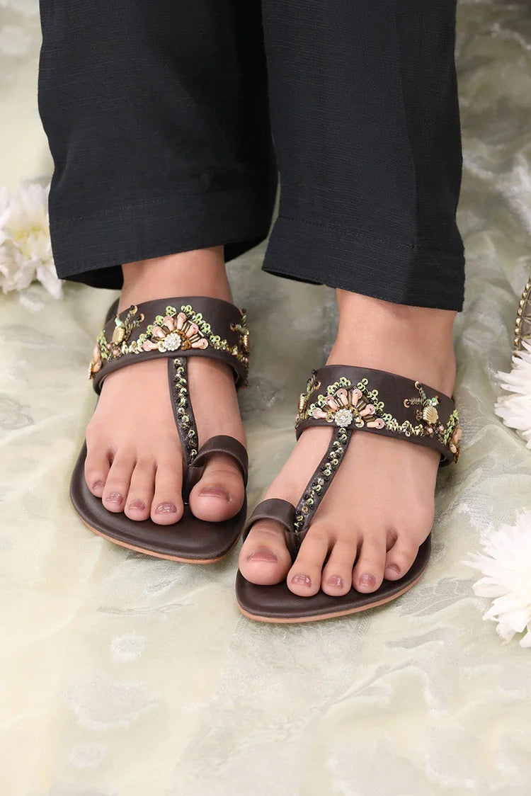 Picture of Saheliyan - Zeenat Kolhapuri Collection - Rangrez - Available at Raja Sahib