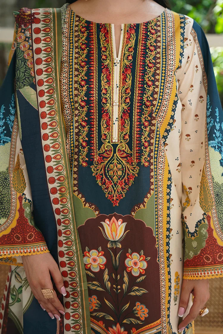 Picture of Zarlay - Rungraiz Luxury Pret - Taj - Available at Raja Sahib