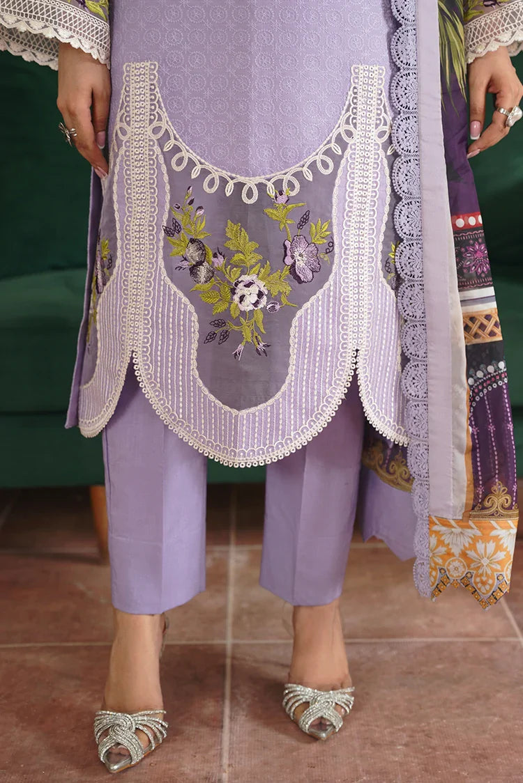 Picture of Zarlay - Rungraiz Luxury Pret - Elegant - Available at Raja Sahib